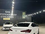 Hyundai Elantra 2019 года за 8 400 000 тг. в Шымкент – фото 4