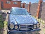 Mercedes-Benz E 240 1999 года за 1 000 000 тг. в Актобе
