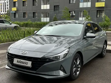 Hyundai Elantra 2022 года за 9 800 000 тг. в Астана – фото 14