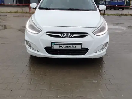 Hyundai Accent 2013 года за 5 380 000 тг. в Актобе – фото 2