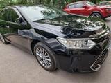 Toyota Camry 2016 года за 13 000 000 тг. в Алматы – фото 4