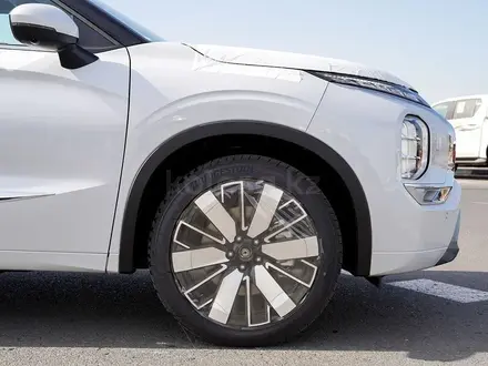 Mitsubishi Outlander 2026 года за 20 650 000 тг. в Семей – фото 4