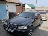Mercedes-Benz C 200 1998 года за 1 500 000 тг. в Алматы