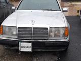 Mercedes-Benz E 200 1991 годаүшін1 200 000 тг. в Кентау