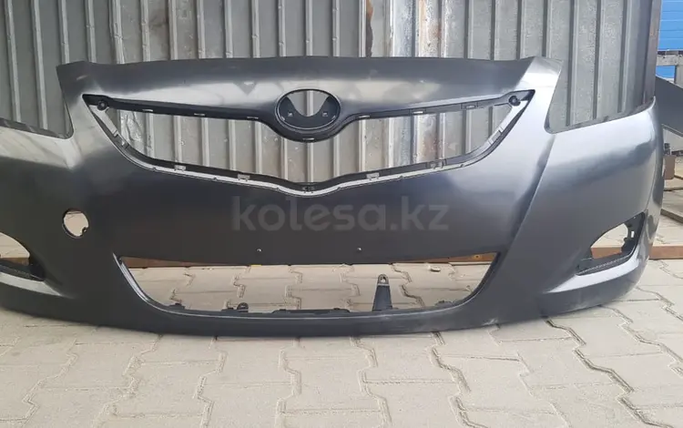 Бампер передний Toyota Yaris 2007-2012үшін40 000 тг. в Алматы