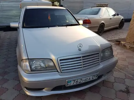 Передний бампер Custom для Mercedes Benz w202 за 55 000 тг. в Алматы – фото 13