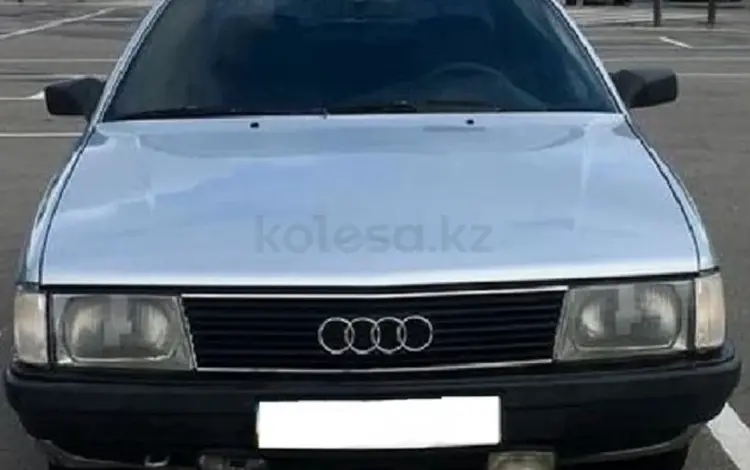 Стекло фары фонари AUDI 100 C3 за 4 500 тг. в Актобе