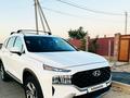 Hyundai Santa Fe 2022 годаfor16 850 000 тг. в Атырау