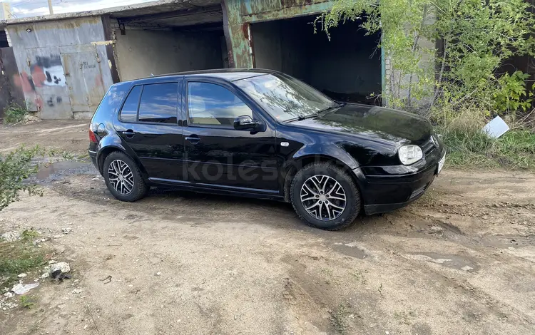 Volkswagen Golf 2003 годаfor2 900 000 тг. в Павлодар