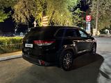 Toyota Highlander 2018 года за 17 900 000 тг. в Уральск