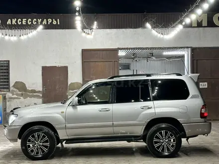 Toyota Land Cruiser 2006 года за 12 500 000 тг. в Актау – фото 2