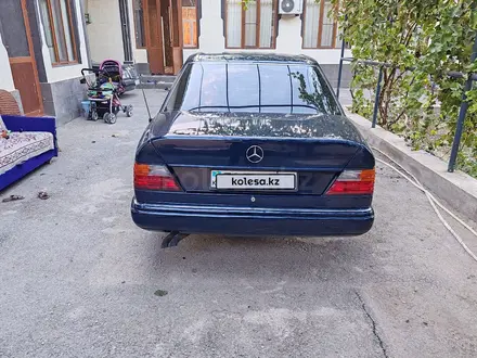 Mercedes-Benz E 280 1992 года за 2 100 000 тг. в Шымкент – фото 7