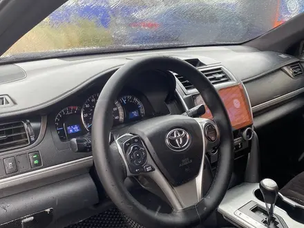 Toyota Camry 2014 года за 5 500 000 тг. в Атырау – фото 10