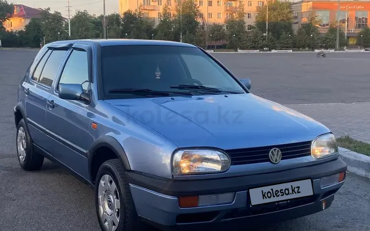 Volkswagen Golf 1993 годаfor1 250 000 тг. в Туркестан
