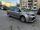 Toyota Sienna 2014 года за 13 700 000 тг. в Актау