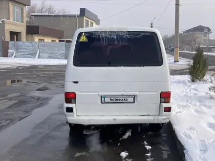 Volkswagen California 1998 года за 2 500 000 тг. в Тараз – фото 2