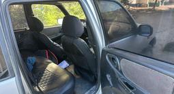 Chevrolet Niva 2006 года за 1 500 000 тг. в Актау – фото 5