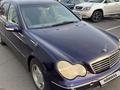 Mercedes-Benz C 200 2001 года за 3 000 000 тг. в Павлодар – фото 2