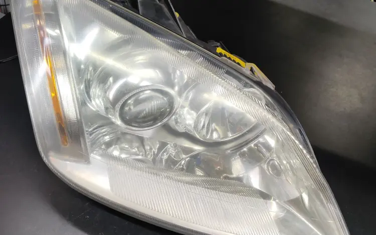 Фара передняя правая от Ford C-max ксенон. за 20 000 тг. в Астана