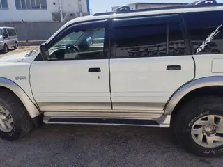 Mitsubishi Montero Sport