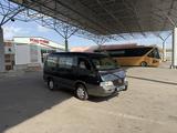 SsangYong Istana 1999 года за 3 000 000 тг. в Туркестан – фото 2