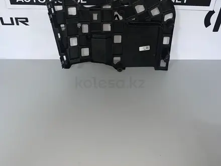 Оригинальная задняя саласка бампера левая и правая сторона LI L9 за 1 000 тг. в Астана – фото 5