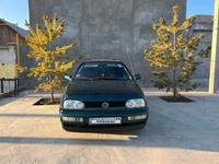 Volkswagen Golf 1997 годаүшін2 500 000 тг. в Шымкент