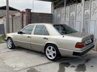 Mercedes-Benz E 230 1991 годаүшін2 500 000 тг. в Шымкент