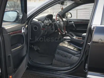 Porsche Cayenne 2003 года за 6 900 000 тг. в Алматы – фото 25