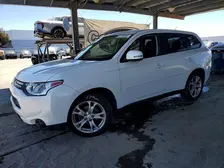 Mitsubishi Outlander, 2013