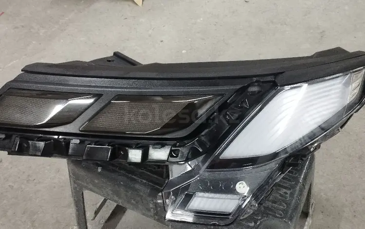 Фара верхняя левая за 1 000 тг. в Алматы
