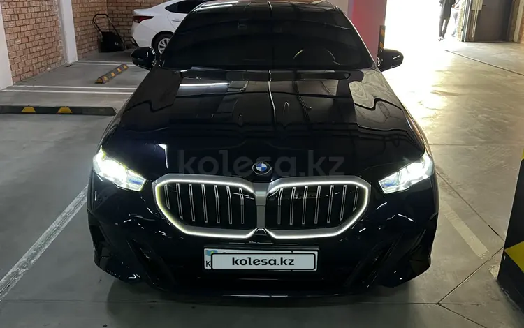 BMW 530 2023 года за 38 500 000 тг. в Астана