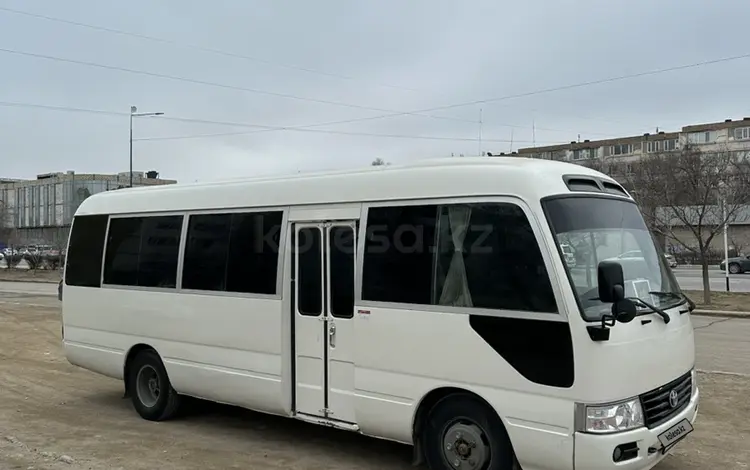 Toyota  Coaster 2001 года за 5 700 000 тг. в Актау