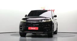 Land Rover Range Rover Sport Autobiography 2023 года за 49 500 000 тг. в Астана – фото 2