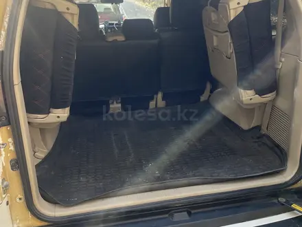 Toyota Land Cruiser Prado 2005 года за 13 500 000 тг. в Алматы – фото 9