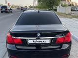 BMW 750 2014 года за 13 500 000 тг. в Актау – фото 4