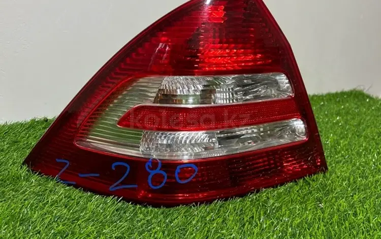 Фара Mercedes-Benz C-CLASS W203 оригинал за 25 000 тг. в Астана
