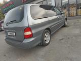 Kia Carnival 2001 годаүшін3 300 000 тг. в Алматы – фото 4