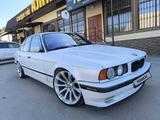BMW 540 1995 года за 4 500 000 тг. в Алматы – фото 3
