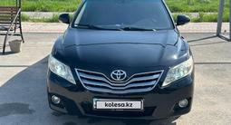 Toyota Camry 2011 годаүшін7 300 000 тг. в Шымкент