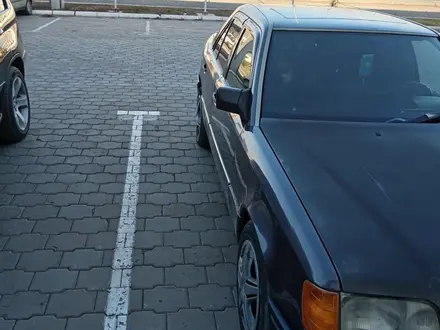 Mercedes-Benz E 220 1994 года за 1 300 000 тг. в Караганда – фото 3