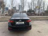 Hyundai Accent 2019 года за 7 900 000 тг. в Павлодар – фото 2