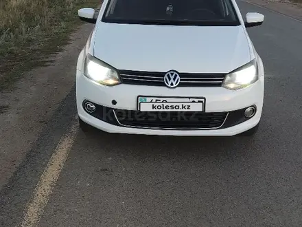 Volkswagen Polo 2014 года за 4 000 000 тг. в Астана – фото 2