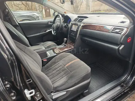 Toyota Camry 2016 года за 9 300 000 тг. в Алматы – фото 8