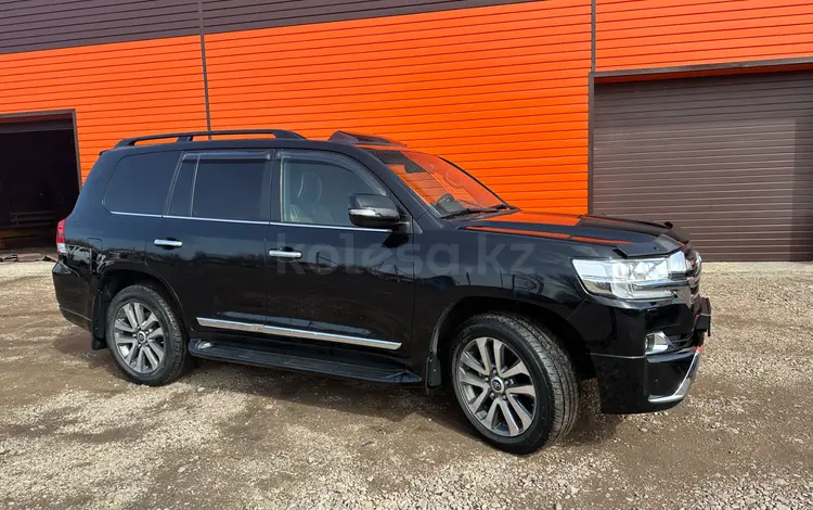 Toyota Land Cruiser 2018 годаүшін40 000 000 тг. в Астана