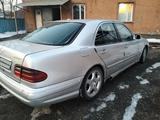 Mercedes-Benz E 320 2001 годаfor3 800 000 тг. в Алматы – фото 4