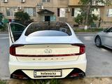 Hyundai Sonata 2020 года за 10 400 000 тг. в Актау – фото 3