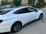 Hyundai Sonata 2020 года за 10 400 000 тг. в Актау – фото 2