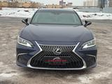 Lexus ES 350 2020 годаfor23 900 000 тг. в Астана