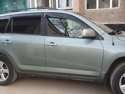 Toyota RAV4 2006 года за 8 000 000 тг. в Караганда – фото 2